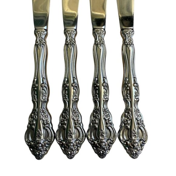 4 Oneida Michelangelo Dinner Knives Stainless Heirloom Glossy  Flatware  9 In - Picture 4 of 10